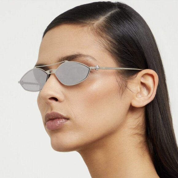 NEW FENDI SUNGLASSES, WOMEN METAL SILVER EYEWAR FENDI WITH CHAIN - Picture 3 of 5